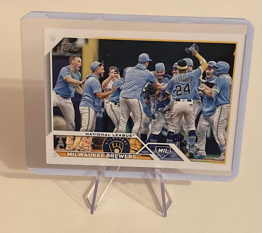 American Family Field Milwaukee Brewers Topps 2023