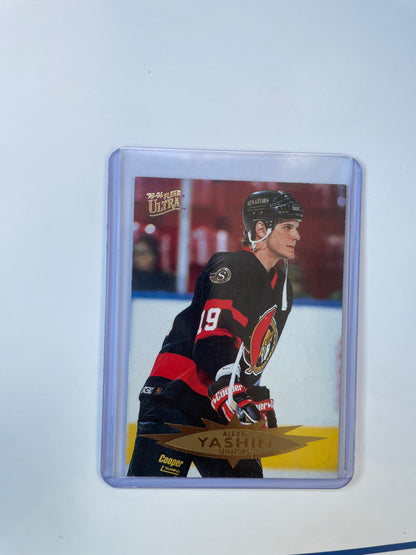 Alexi Yashin Ottawa Senators 96-97 Fleer Ultra